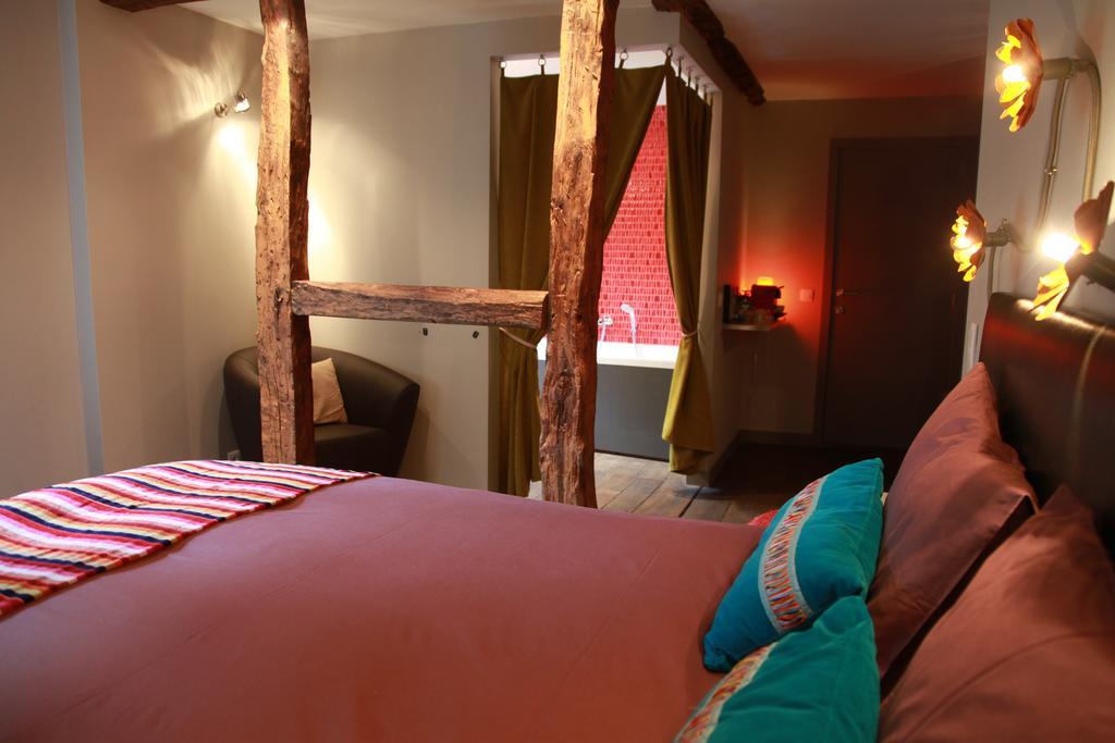 B&B Les Oiseaux De Passage Harre Exterior photo